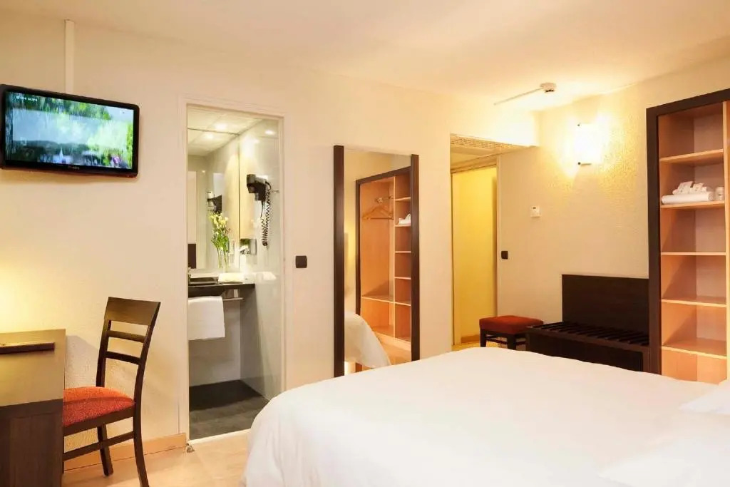 Surf Club Hôtel by Akena - Grande plage