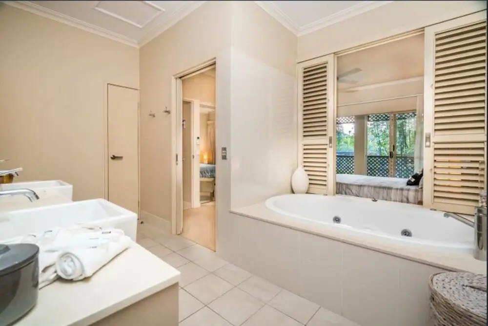 Resort Living with Private Pool sleeps 8