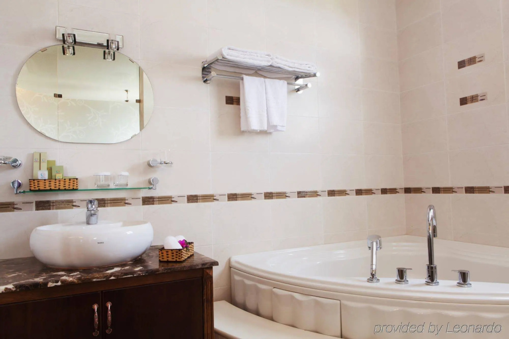 Mercure Nha Trang Beach