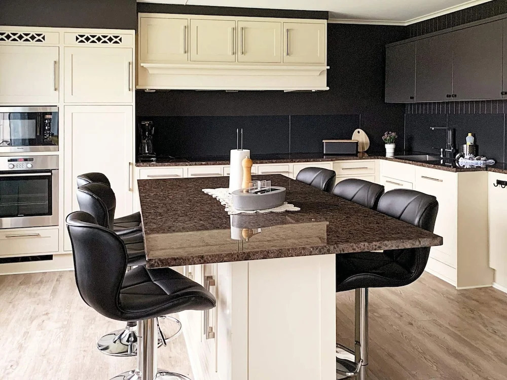 8 person holiday home in Bølandet-By Traum