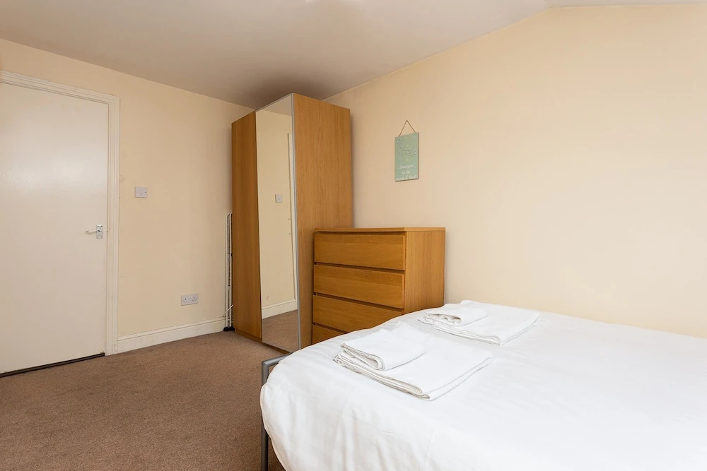 2 Bedroom Apartment in Dalston