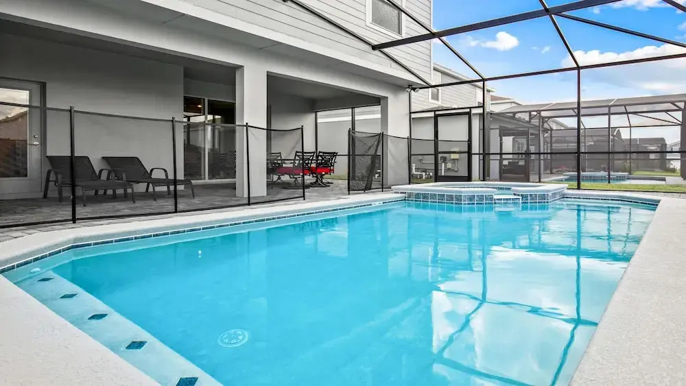 Windsor Island LUXE Villa w/ Pool/Spa Near Disney