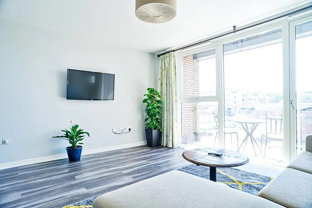 Spacious City Centre 3bed: Free Parking/elevator