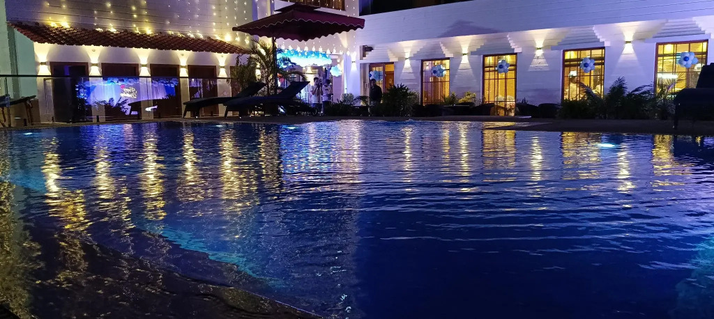 Vatika Premier Hotel