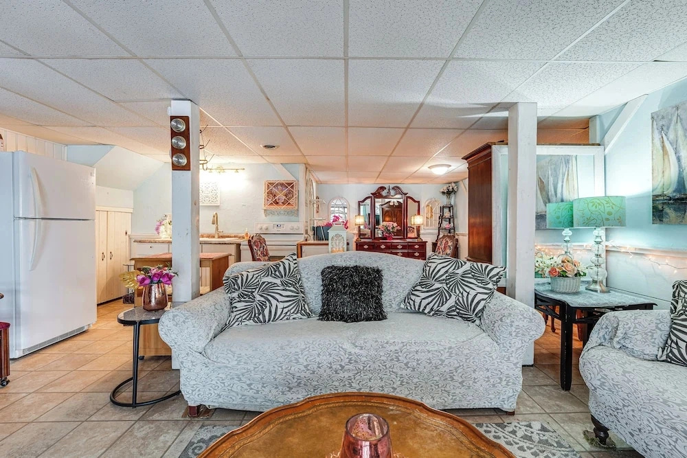 3 Mi to Bath Historic District! Stylish Studio