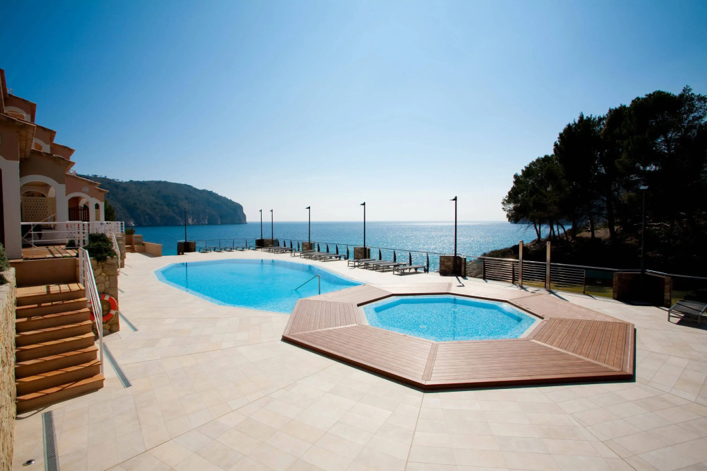 Bahia Suites Camp de Mar