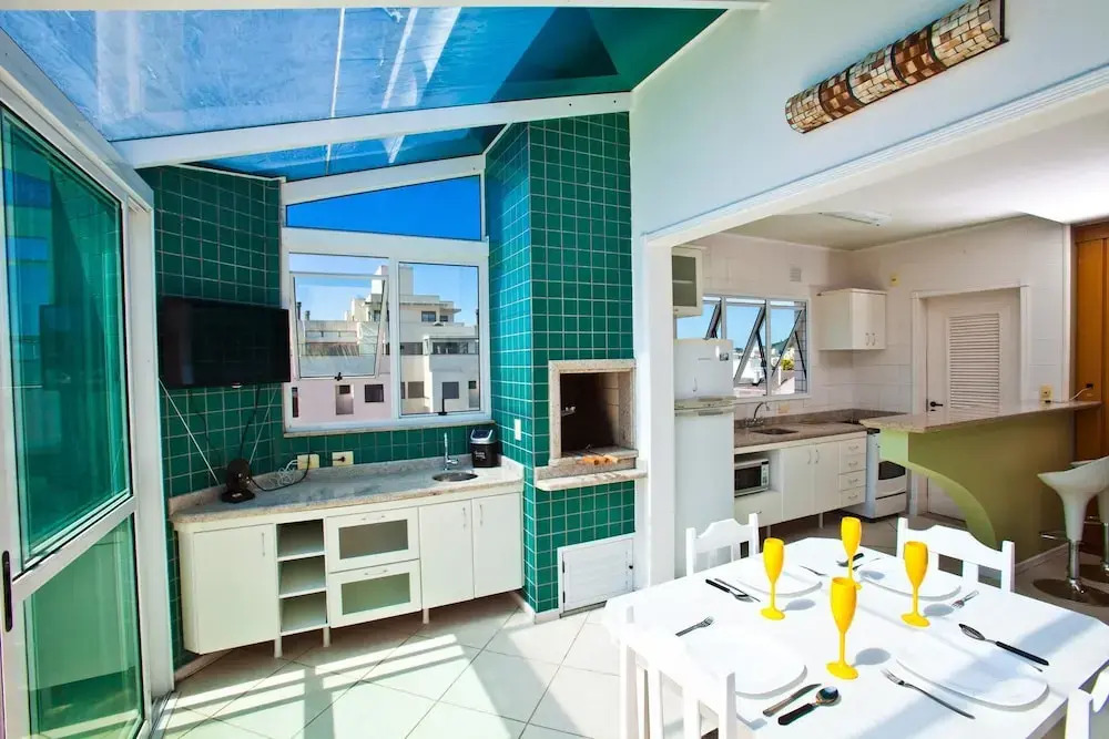 FL003 3 Bedroom Apartment By Senstay