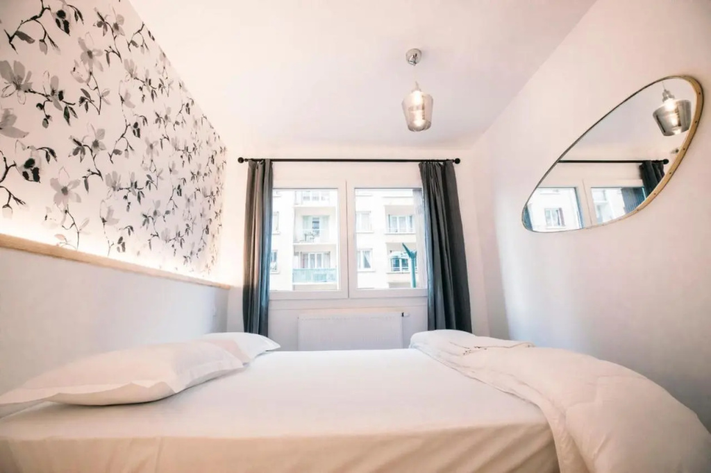 Le MAJESTIC **** : Luxury T2 plein centre / v-rent