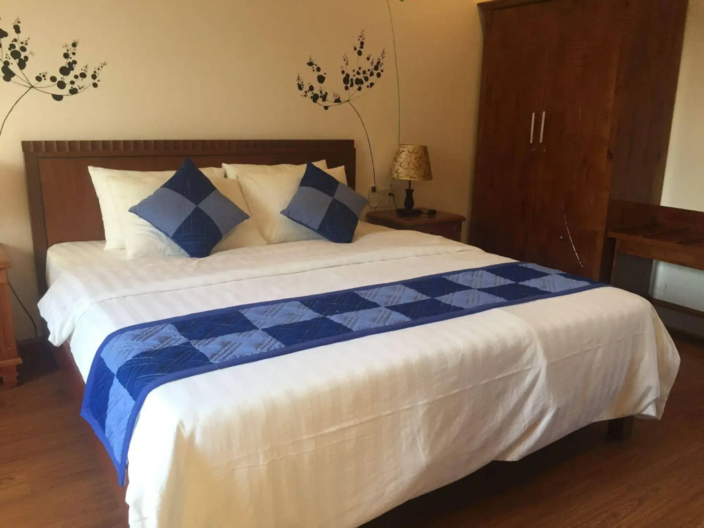Tra Que Riverside Homestay