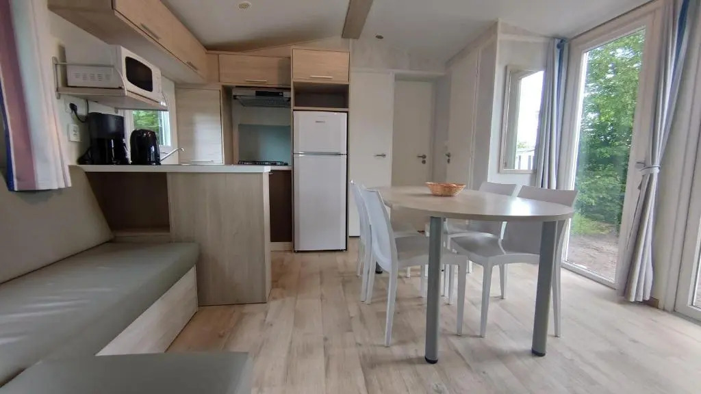 Chalet 156 voor 6 personen De Kuilart 5-sterren camping in Friesland