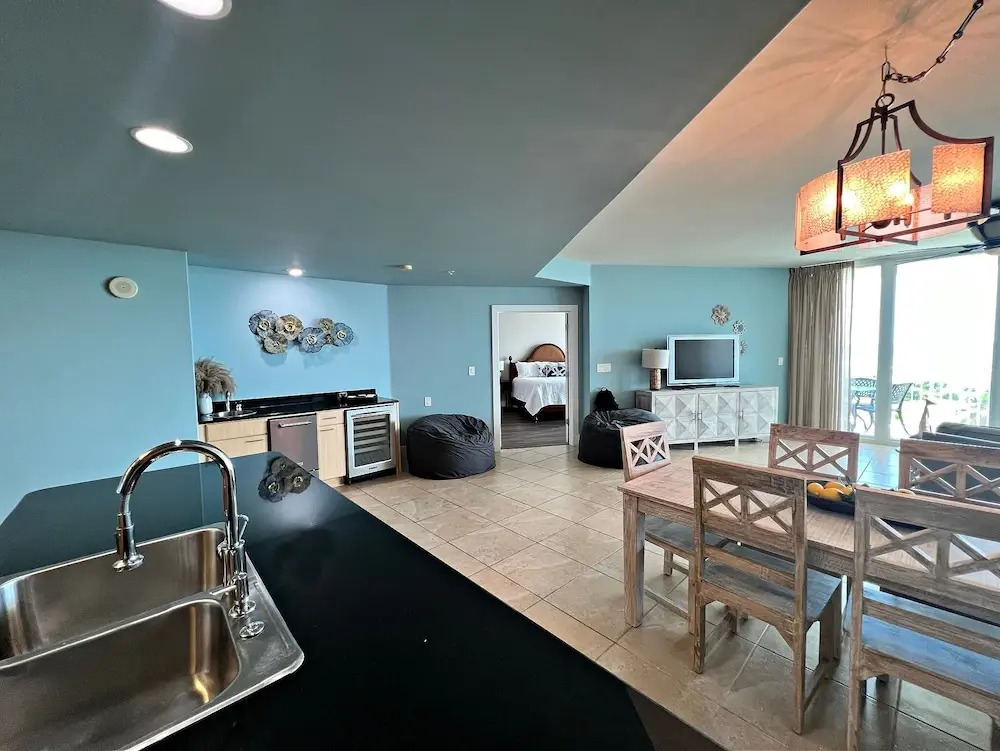 Caribe C-514 3 Bedroom Condo by RedAwning