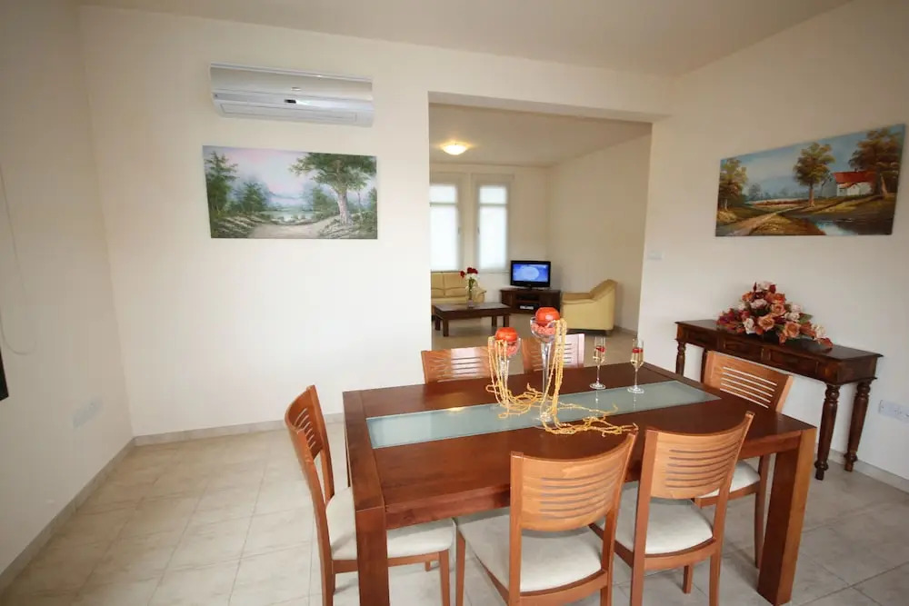 Gorgeous Bungalow by Pissouri Bay, With Private Pool, Landcaped Garden