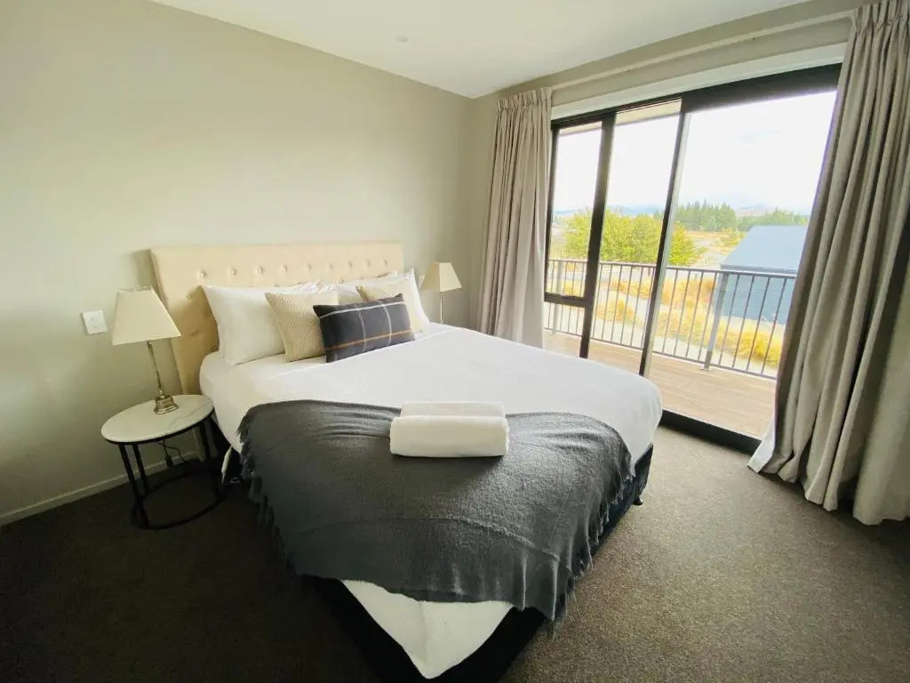 Lake Views at Antler Lodge