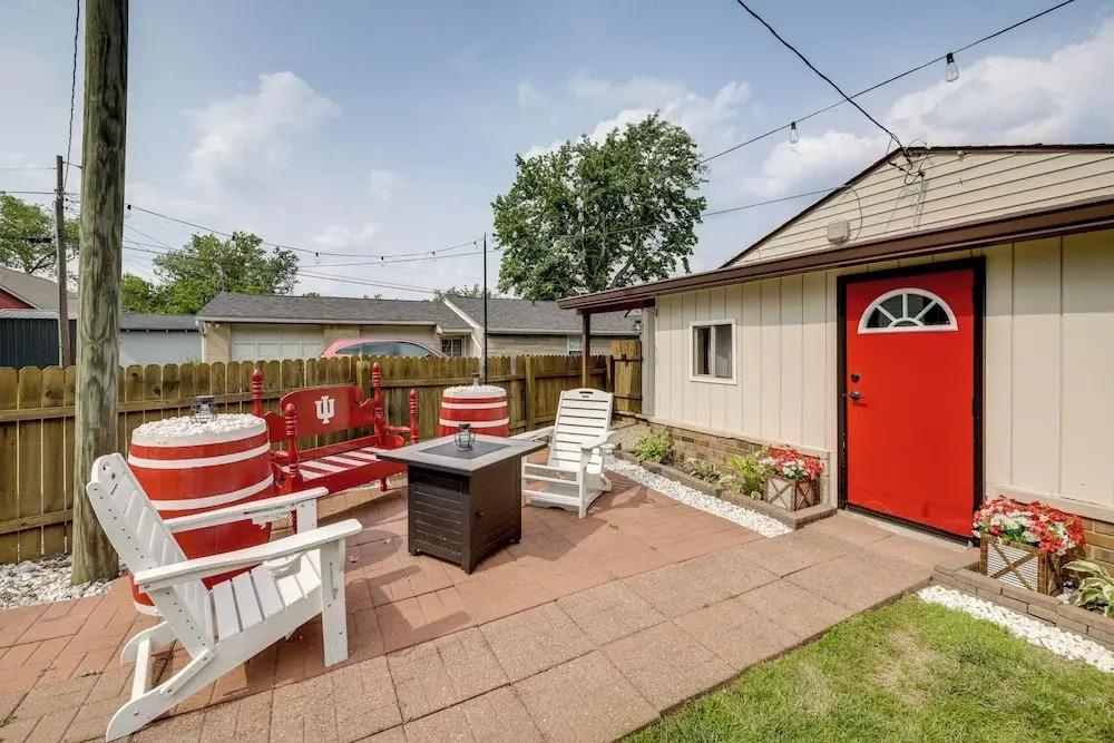 1 Mi to IU: Hoosier Home w/ Fire Pit & Fenced Yard