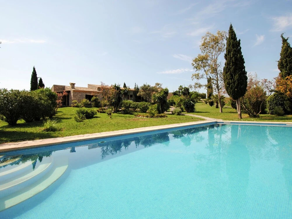 Ideal Holiday Home with Private Pool for Family & Friends