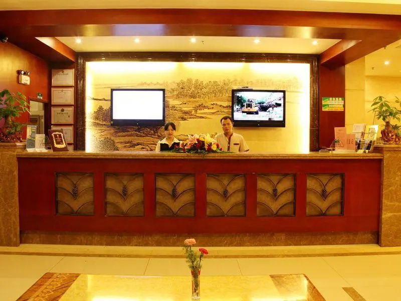 GreenTree Inn NanNing LangDong Hotel
