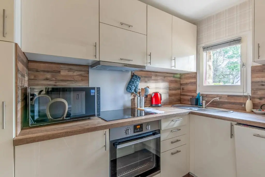 Nice flat in a beautiful estate 15 min by walk from Deauville - Welkeys