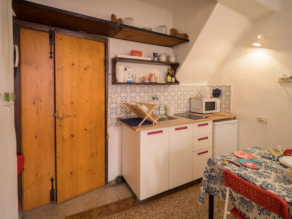 Rundanina Village Life Studio plus Single Room with AC