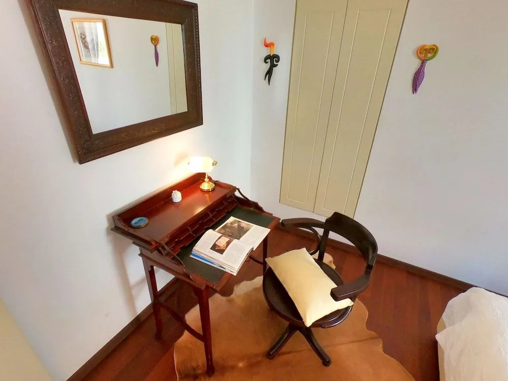 Novak Bonaparte Apartment