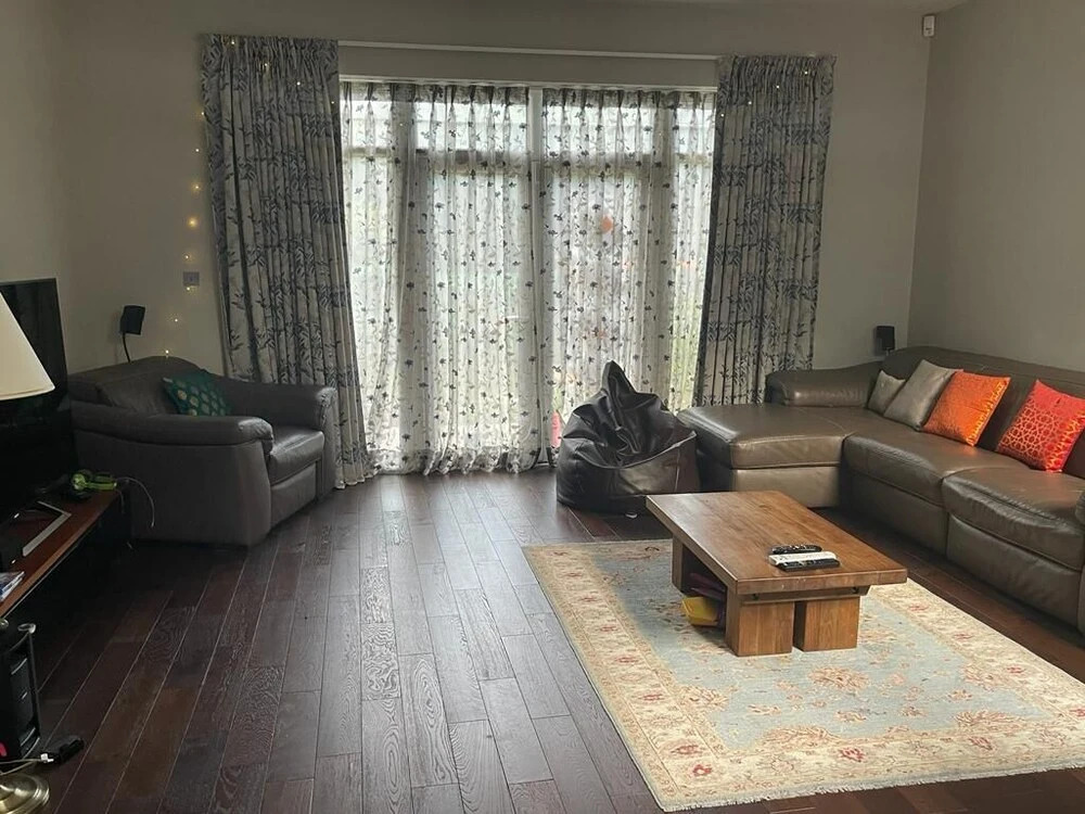 Stunning 4-bed House in Northwood
