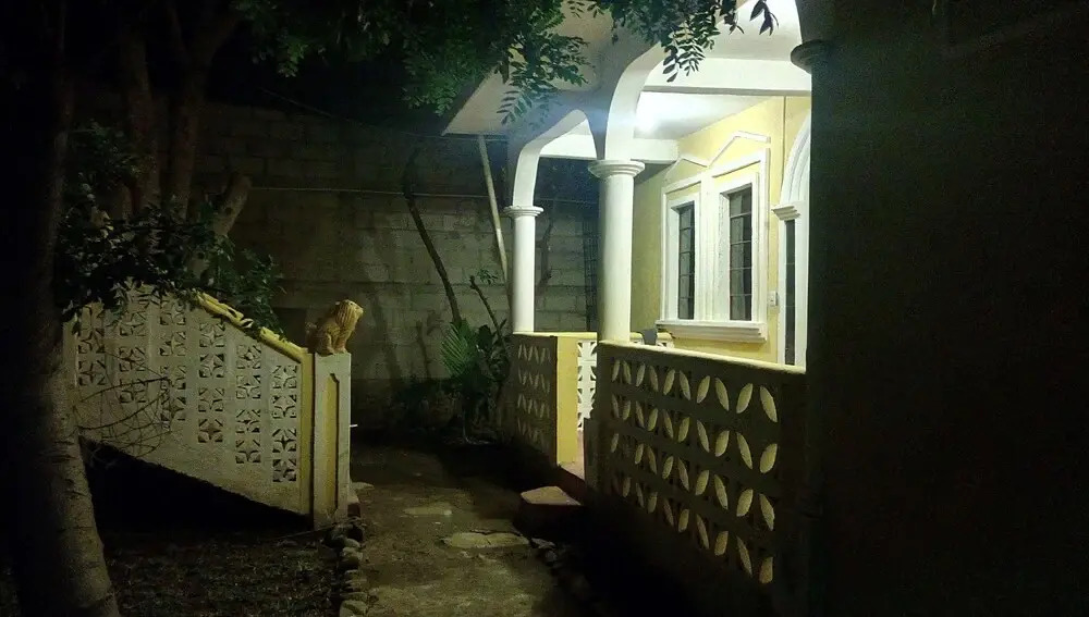 Relax House