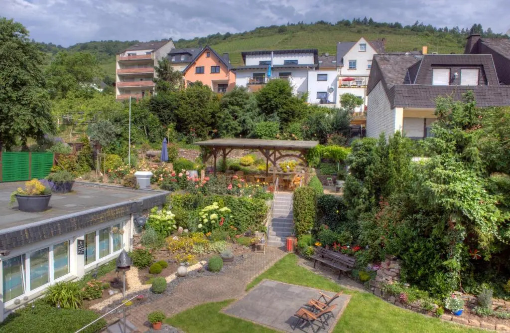 Weinhotel Hubertus Garni