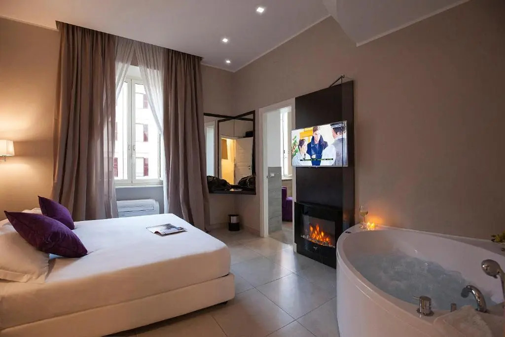 Roman Holidays Boutique Hotel