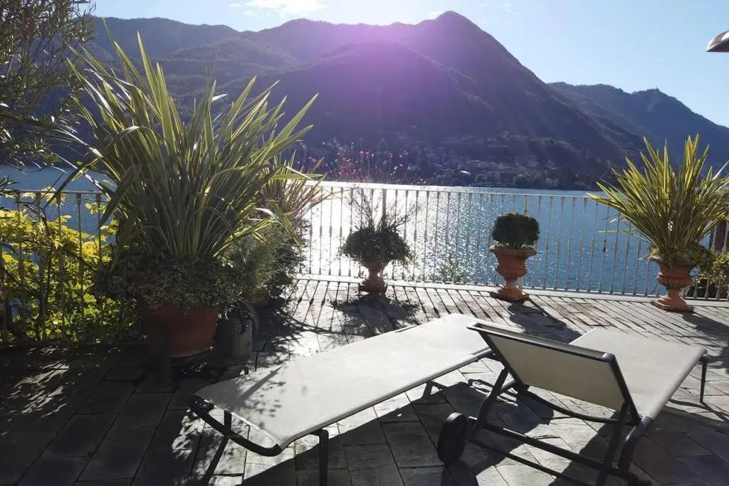 Elegant Apt 120 m2 Terrace, Best Lake View in Como