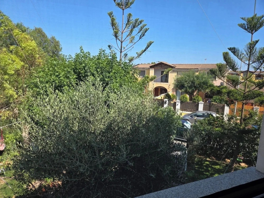 Charming Apartment in La Maddalena With Private Terrace