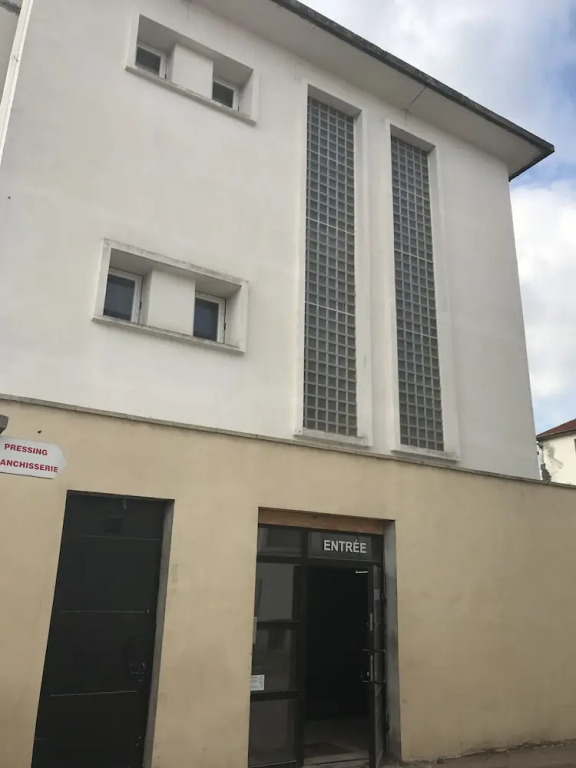 Les Studines