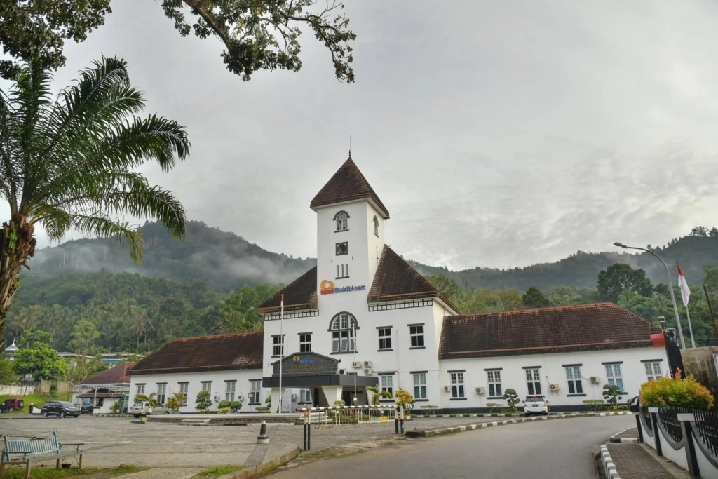KHAS Ombilin Hotel