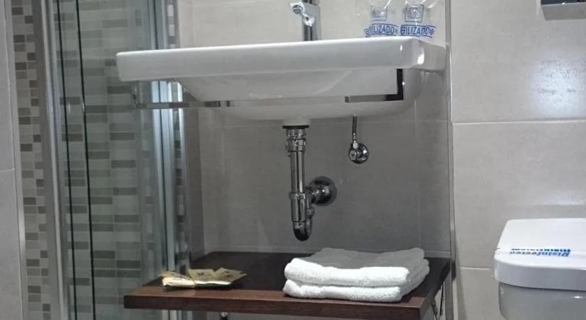 Hostal La Colonia