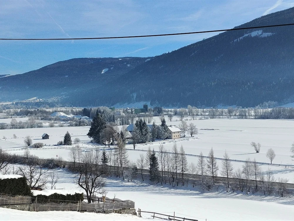 Modern Holiday Home in Sankt Michael Near Ski Lift