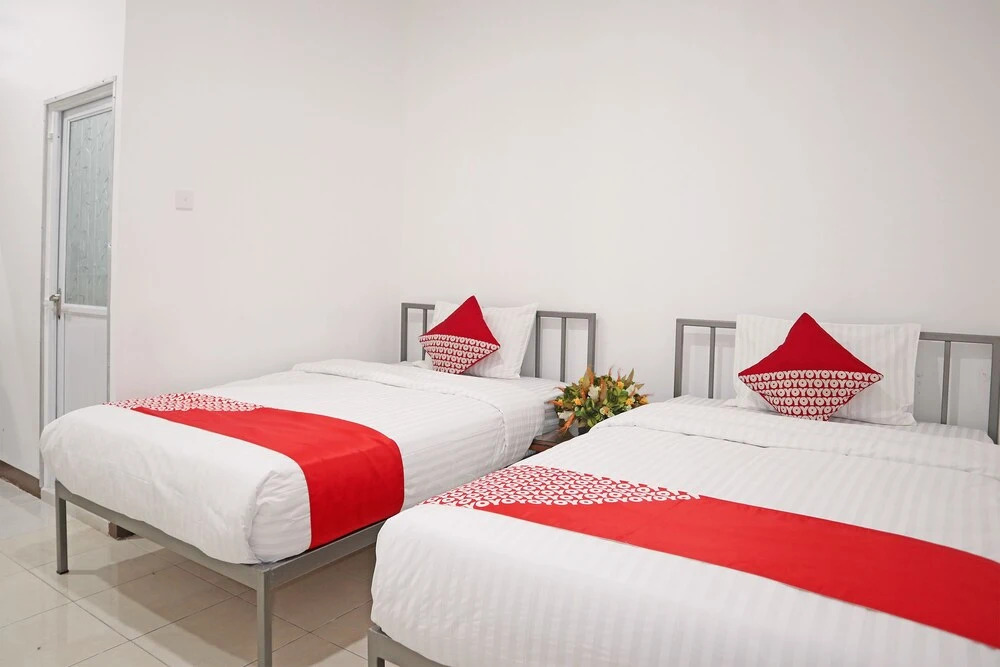Cendrawasih Homestay by OYO Rooms