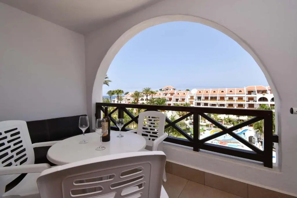 Parque Santiago III 90 - One Bed with sea and pool views