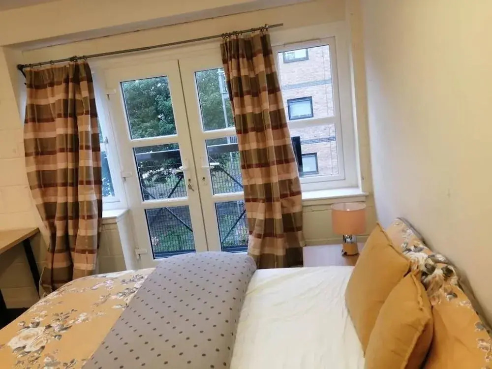 Stunning 4-Bed House in London