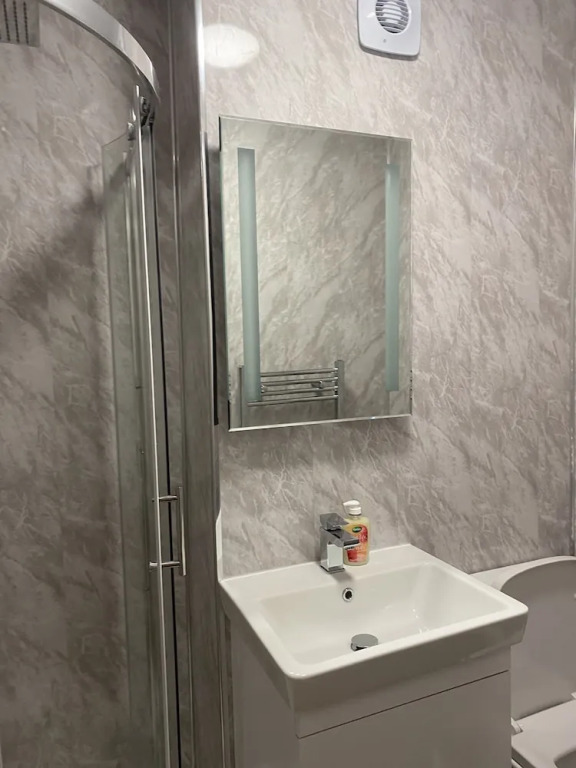Large 3 bed House Sleep 10 Anfield Liverpool