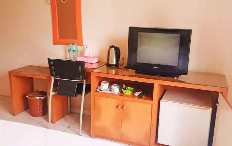 Flamboyan Pondok Wisata & Cafe