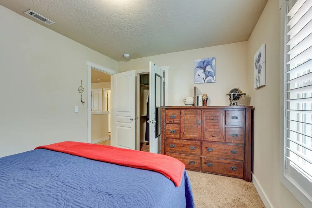 Pet-friendly Meridian Vacation Rental w/ Fire Pit!