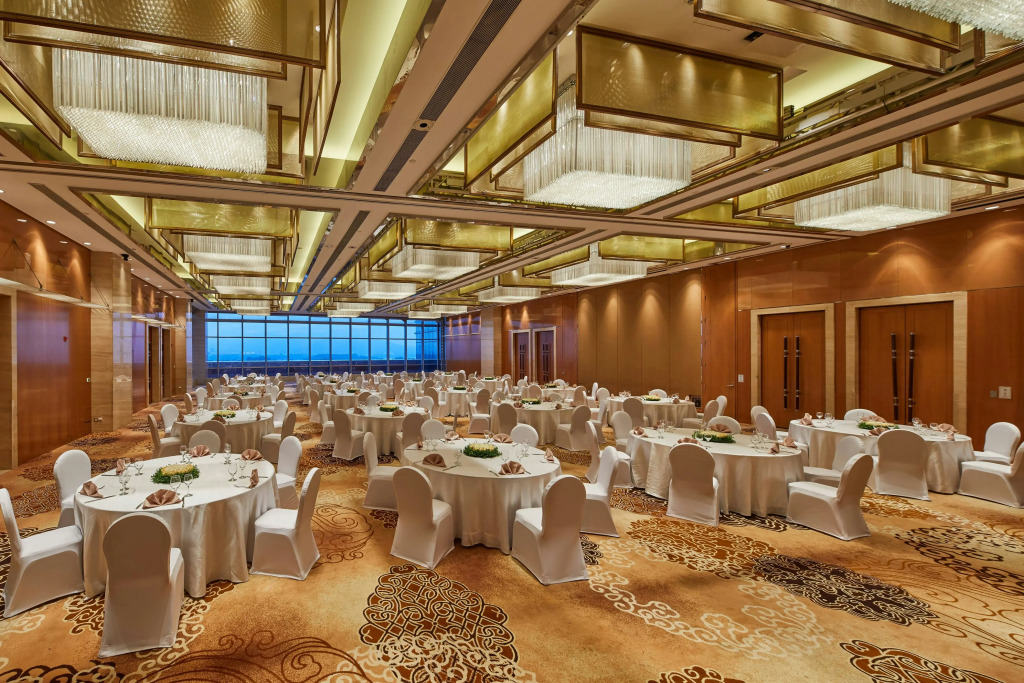 The Westin Nanjing Xuanwu Lake