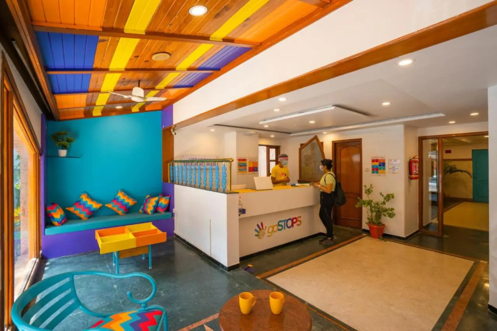 goSTOPS Bengaluru, Gandhi Nagar Majestic - Private Rooms & Dorms