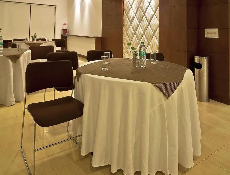 Pacific Inn Iffco Chowk