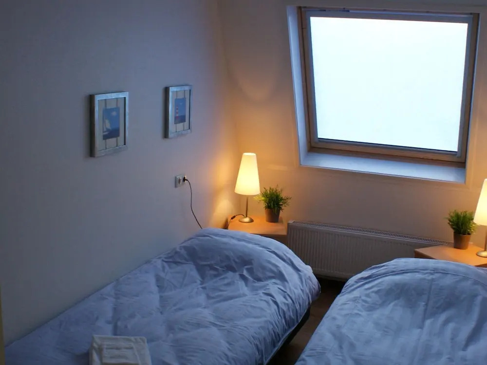 Cozy House with Dishwasher near Small Beach
