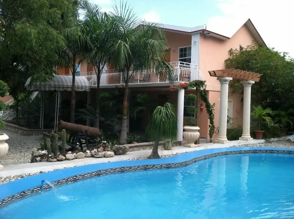 Palm Inn Hotel