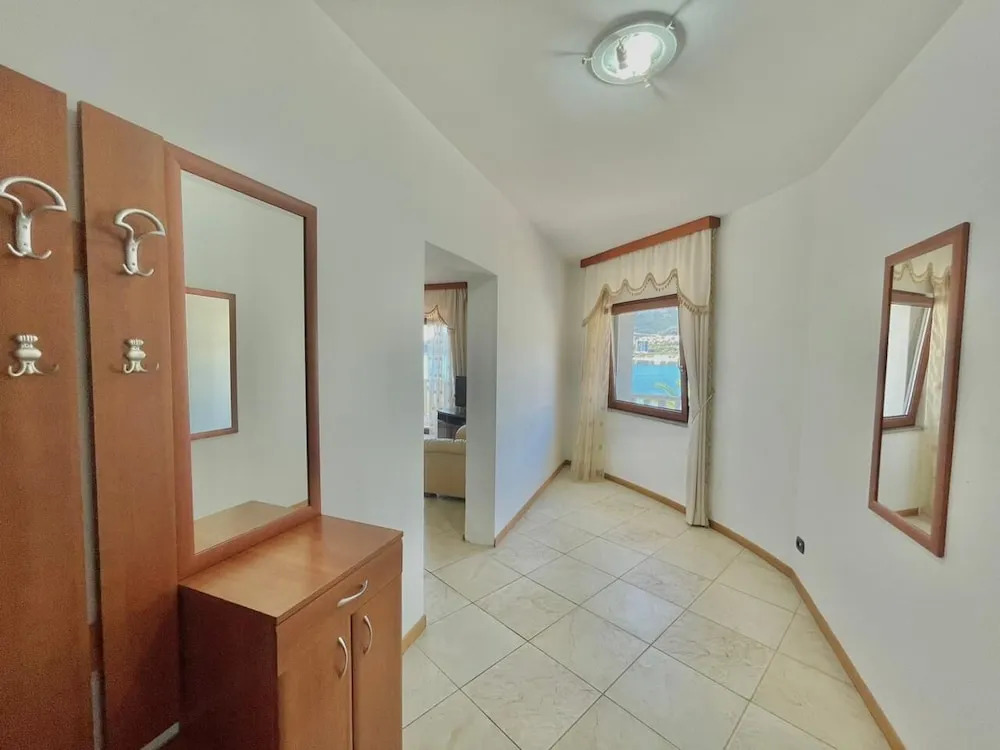 Sea view Apartments Rafailovici