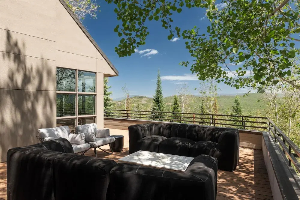 Timberline Lodge by Rove Hot Tub Patio w Views