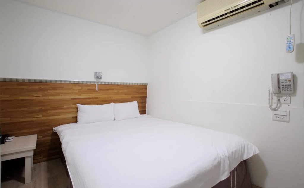 Dung Shih Hotel