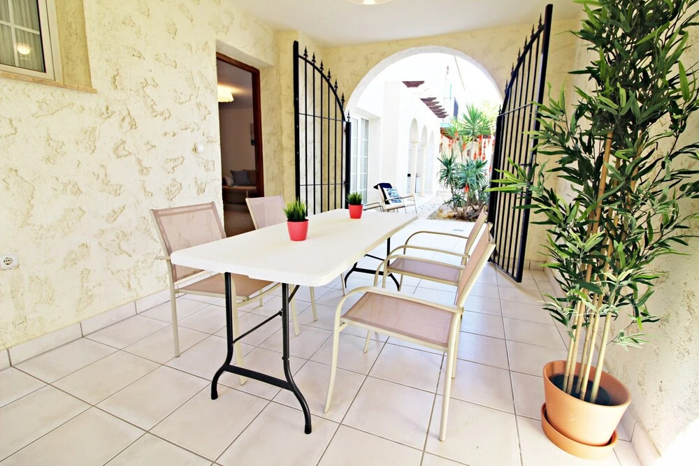 Las Casitas 34