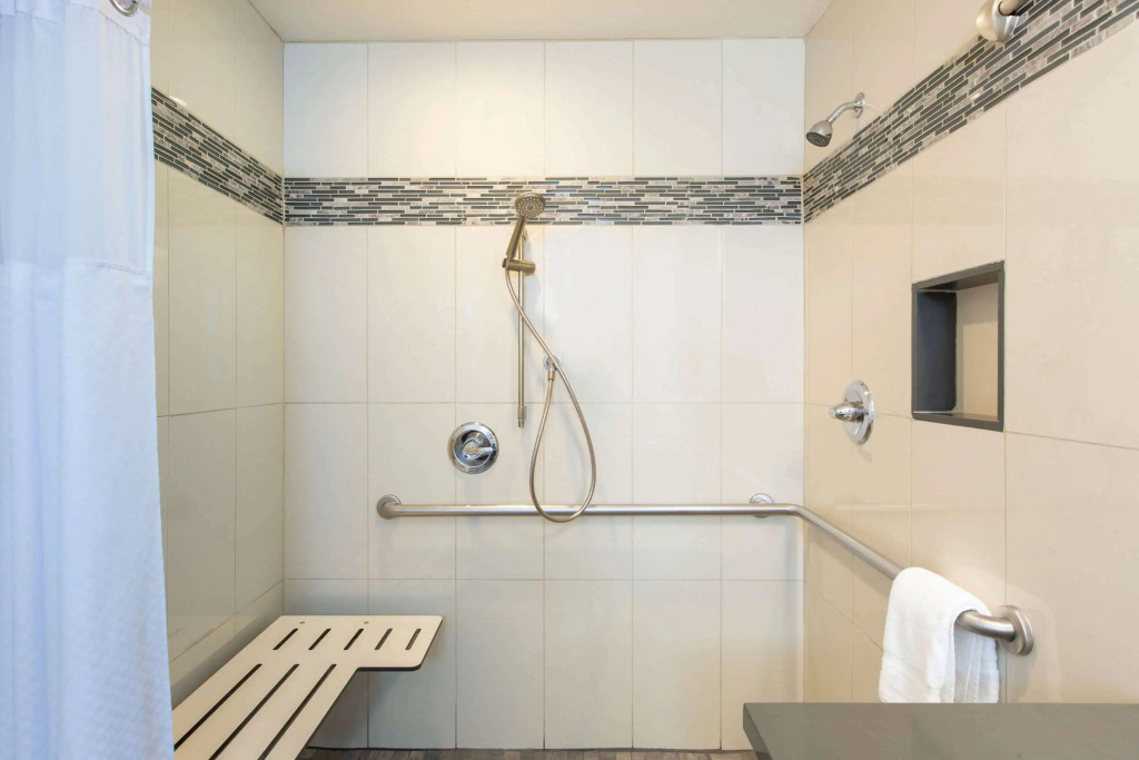 Days Inn by Wyndham Monterey-Fishermans Wharf Aquarium