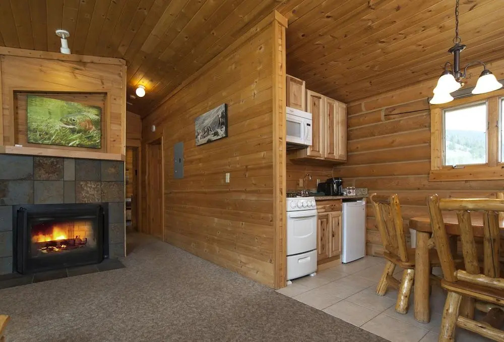 320 Guest Ranch